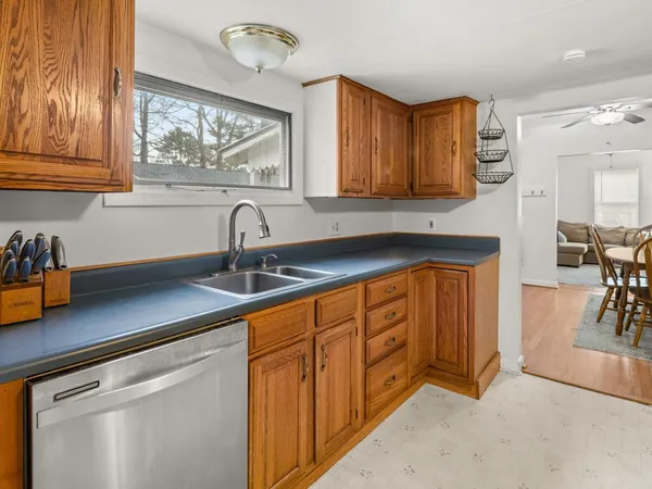 $368,000 | 37 Lois Lane, Williston, VT 05495