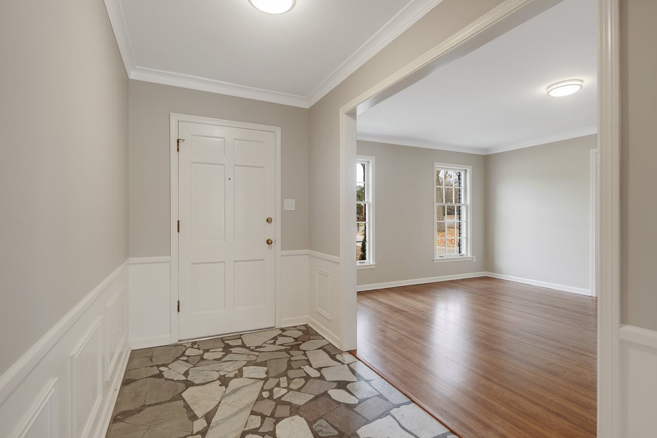 5583 Normandy Road Memphis, TN 38120 - Photo 2 of 22