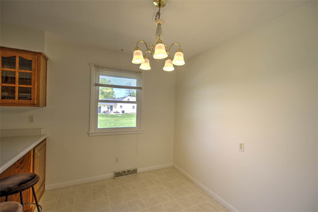 4732 Hayden Drive Decatur, IL 62521 - Photo 14 of 25 Gallery Image 14