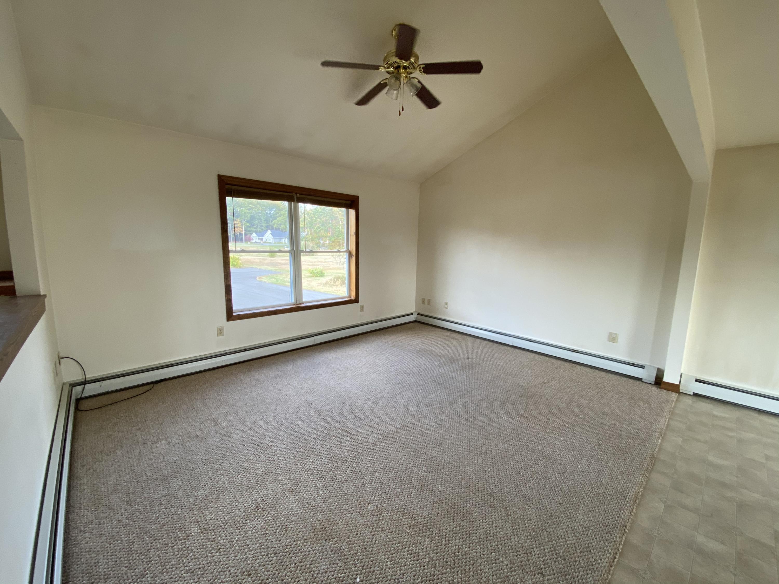443 Webb Road Oakland, ME 04963 - Photo 8 of 70 7 livingg-1