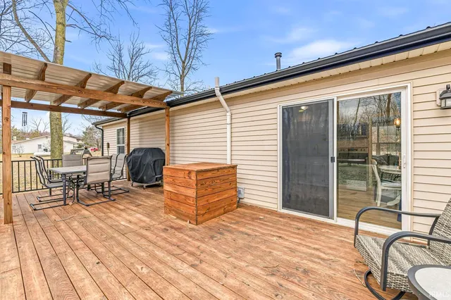 $259,900 | 9151 Hillview Circle, Rome City, IN 46784