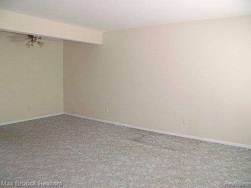 423 Miller Avenue, Unit 45 Rochester, MI 48307 - Photo 10 of 16 Living room and Dining area