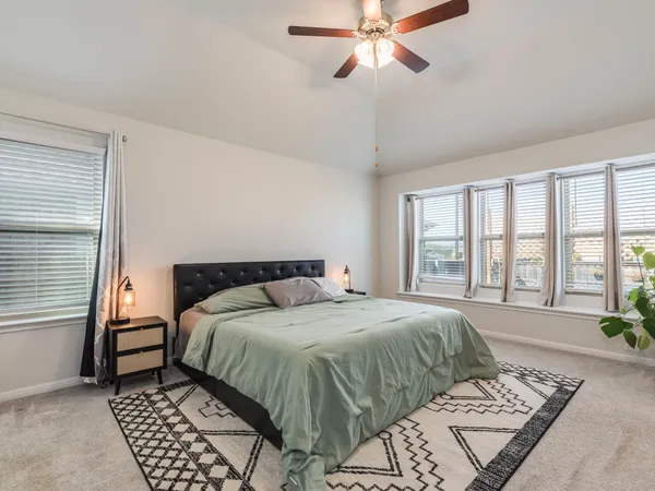 $334,900 | 372 Spinnaker Loop, Kyle, TX 78640