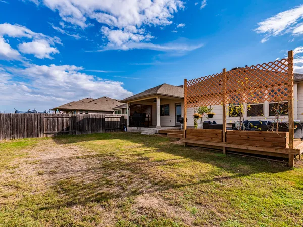 $334,900 | 372 Spinnaker Loop, Kyle, TX 78640