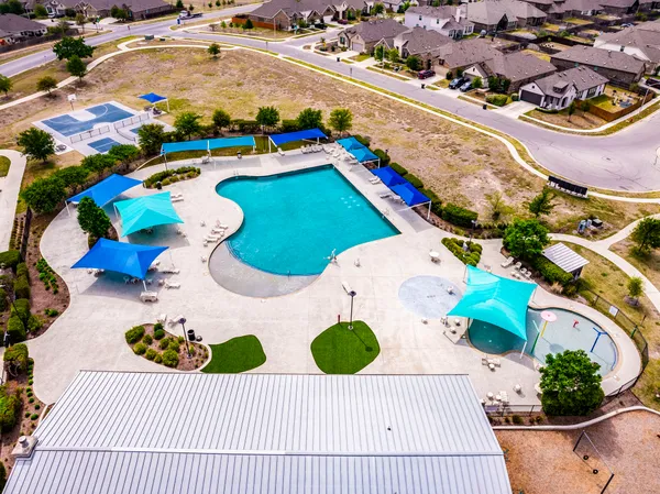$334,900 | 372 Spinnaker Loop, Kyle, TX 78640
