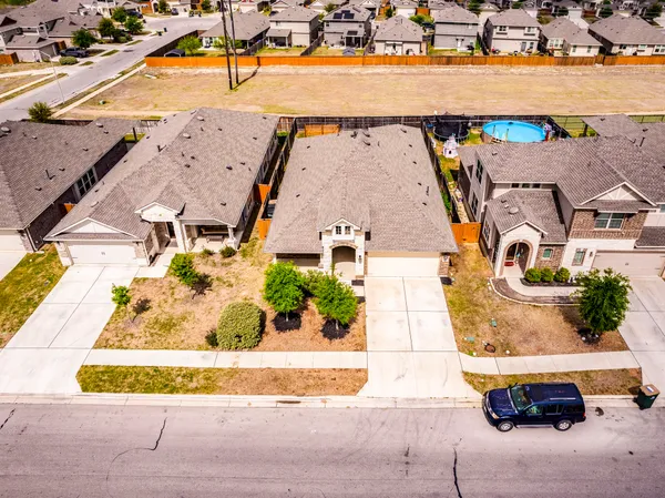 $334,900 | 372 Spinnaker Loop, Kyle, TX 78640