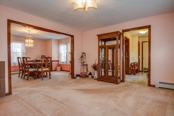 204 Ragged Hill Road West Brookfield, MA 01585 - Photo 11 of 29