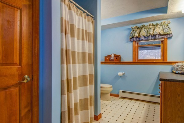 204 Ragged Hill Road West Brookfield, MA 01585 - Photo 25 of 29