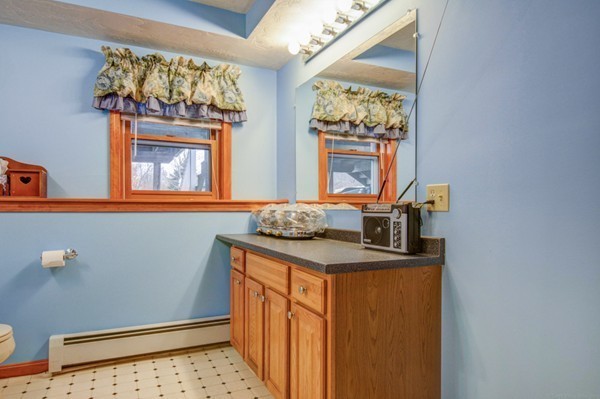 204 Ragged Hill Road West Brookfield, MA 01585 - Photo 26 of 29