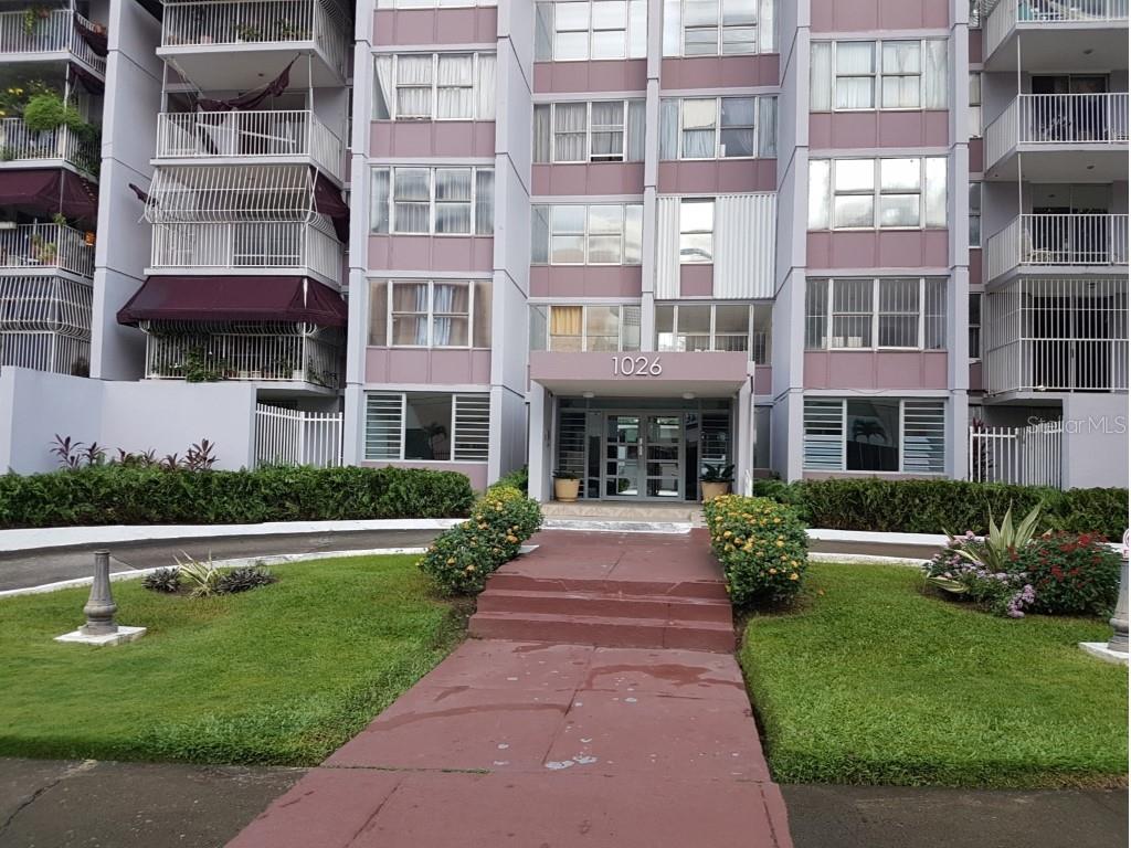 Cond Cond Santa Ana, Unit D2 Guaynabo, PR 00966 - Photo 1 of 1