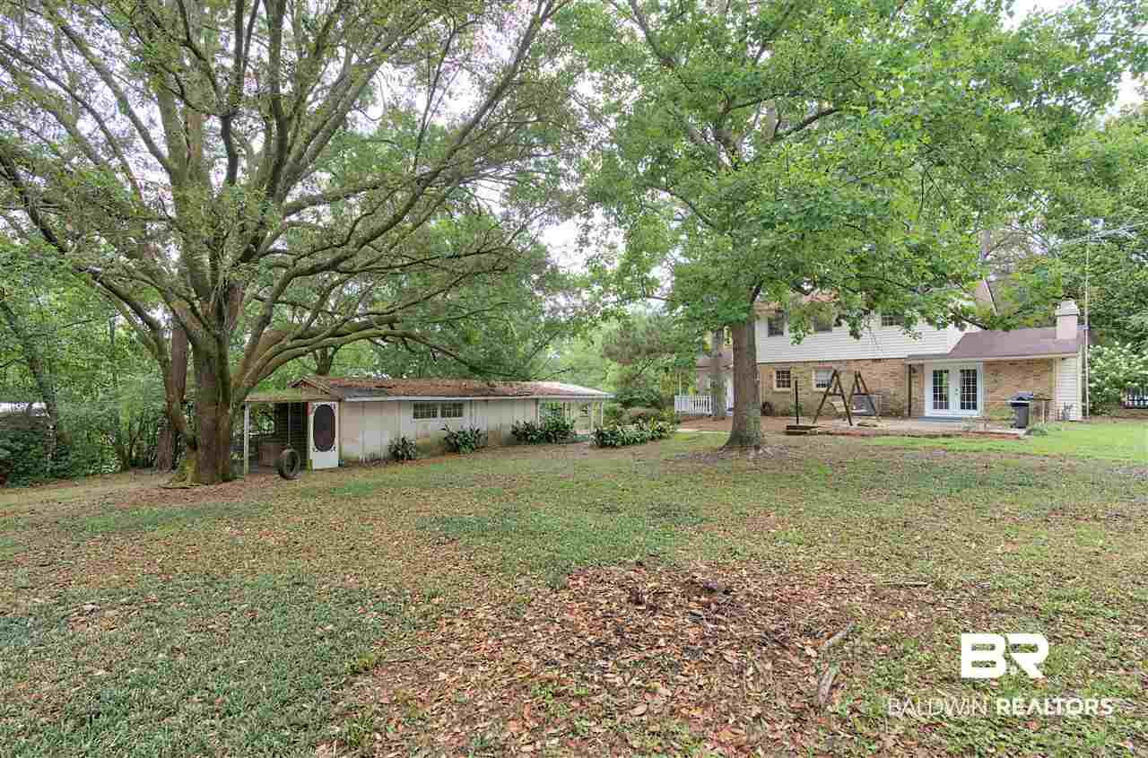 2715 Woodland Road Mobile, AL 36693 - Photo 26 of 28 Back Yard