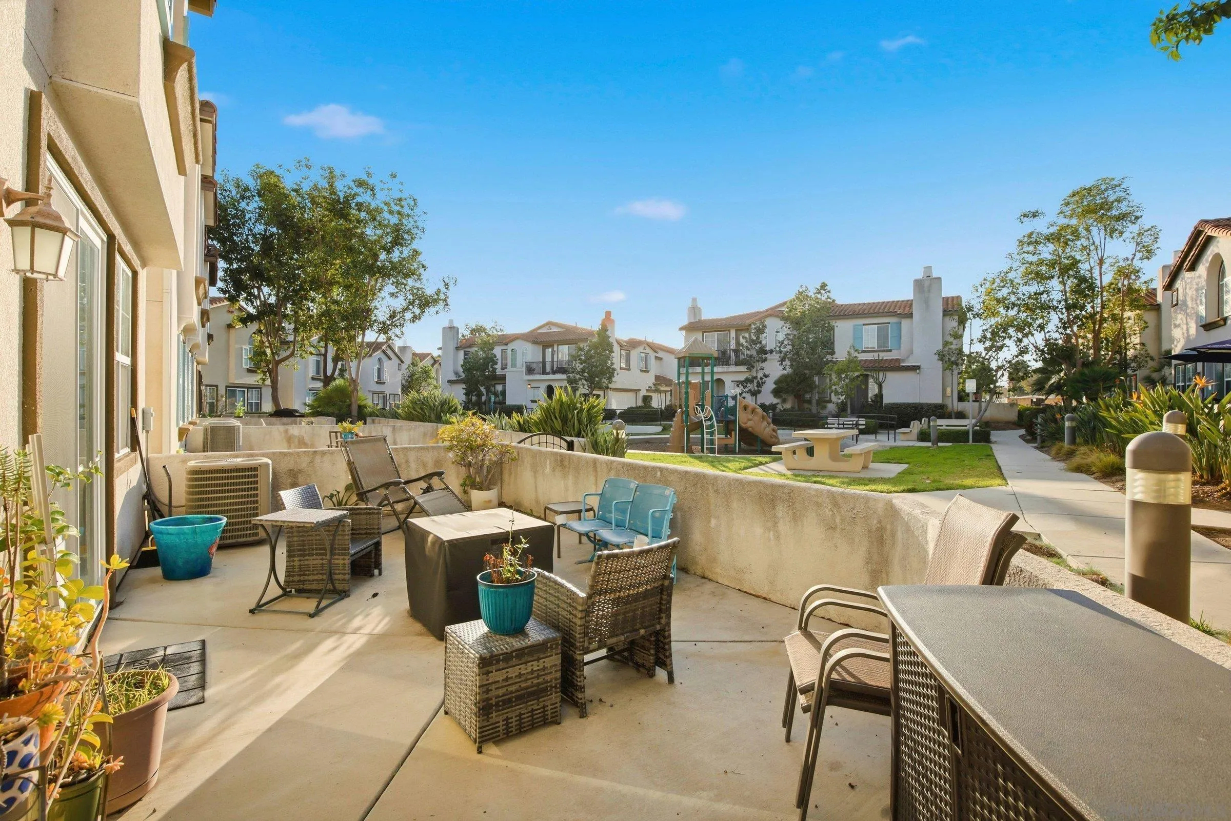 293 Reef Point Way, Unit 5 Oceanside, CA 92058 - Photo 17 of 20