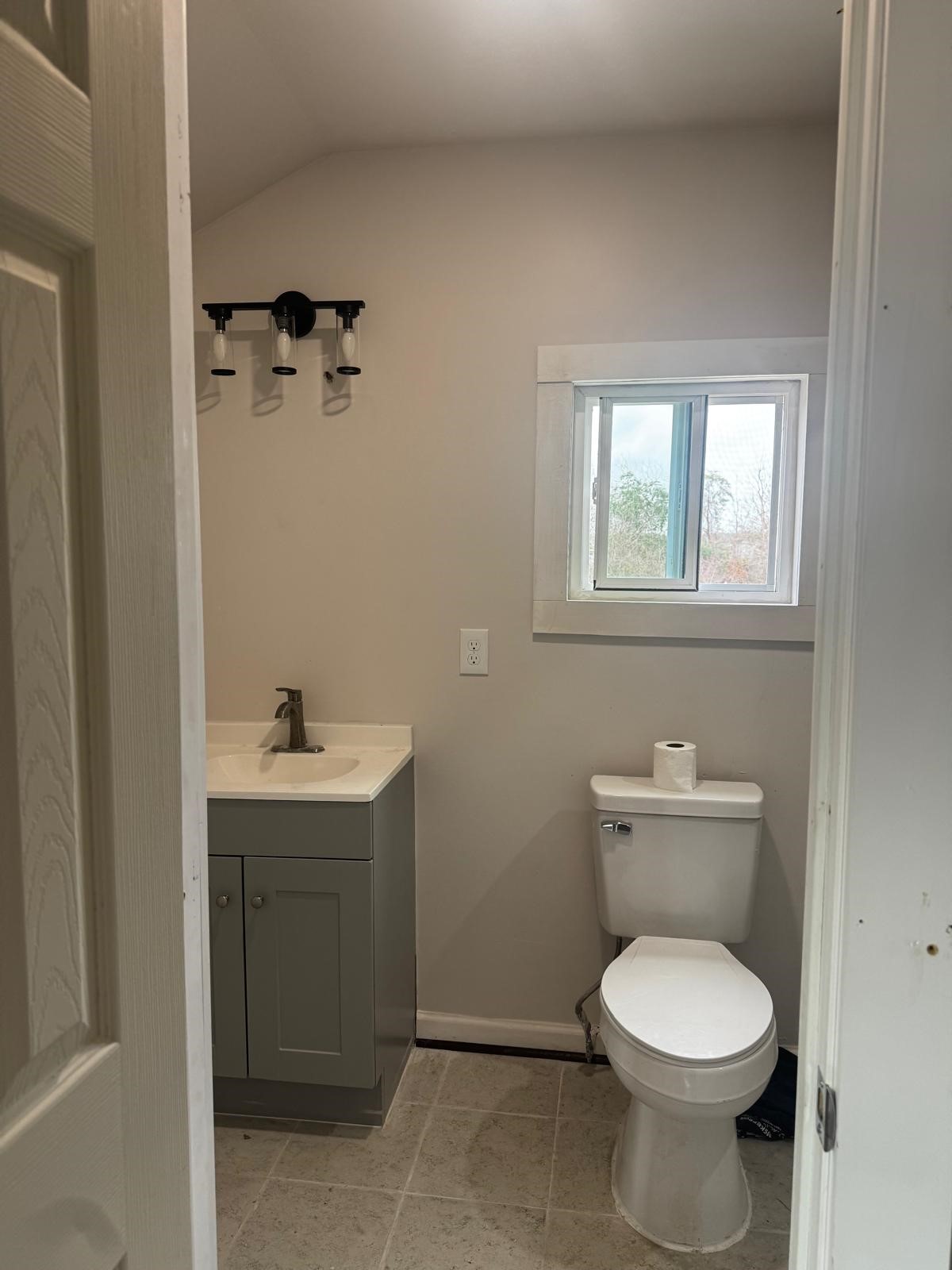 627 County Road Cleveland, TX 77327 - Photo 8 of 11