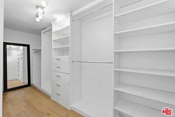 $5,995 | 851 North San Vicente Boulevard, Unit 318, West Hollywood, CA 90069