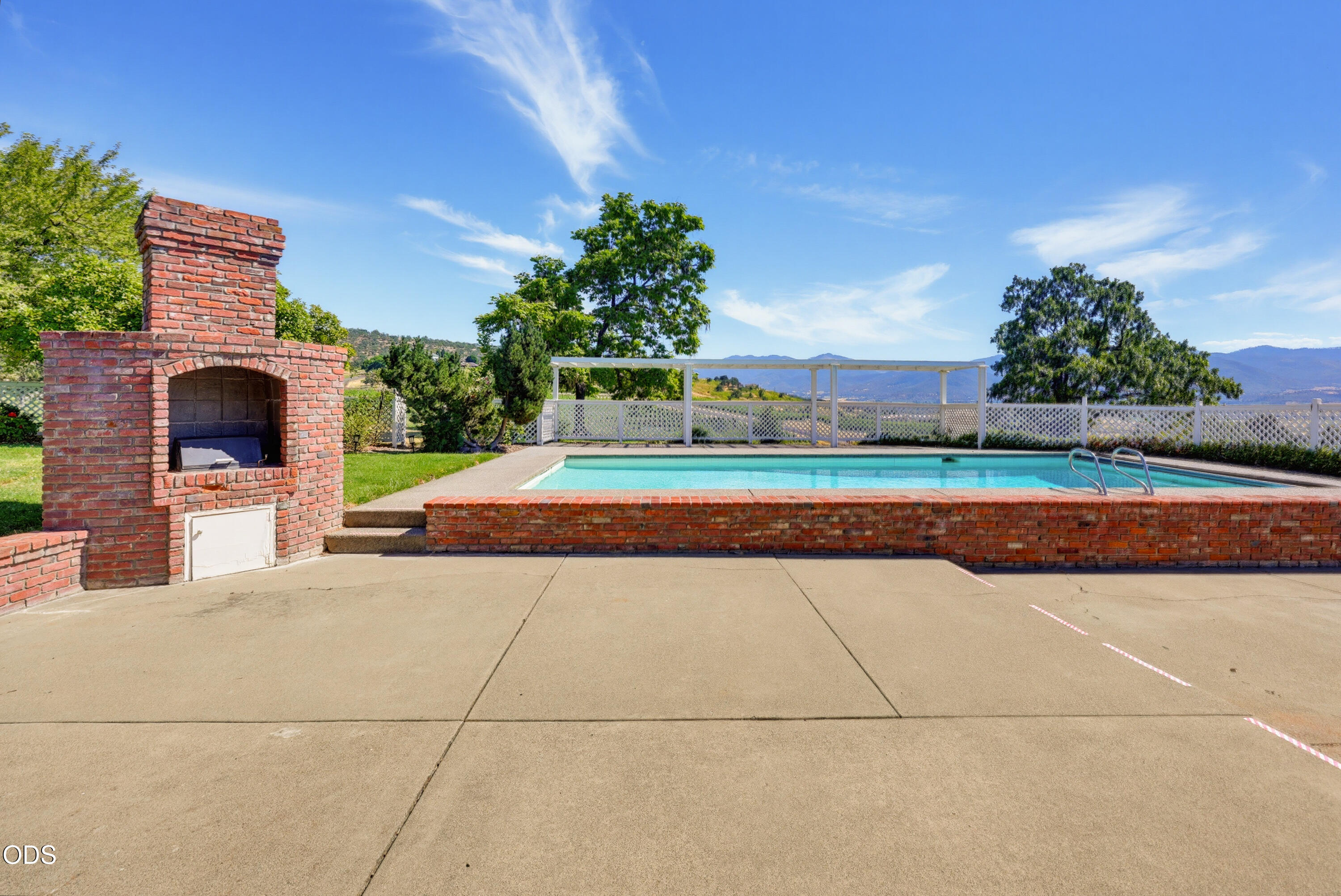 4550 Coal Mine Road Medford, OR 97504 - Photo 18 of 50
