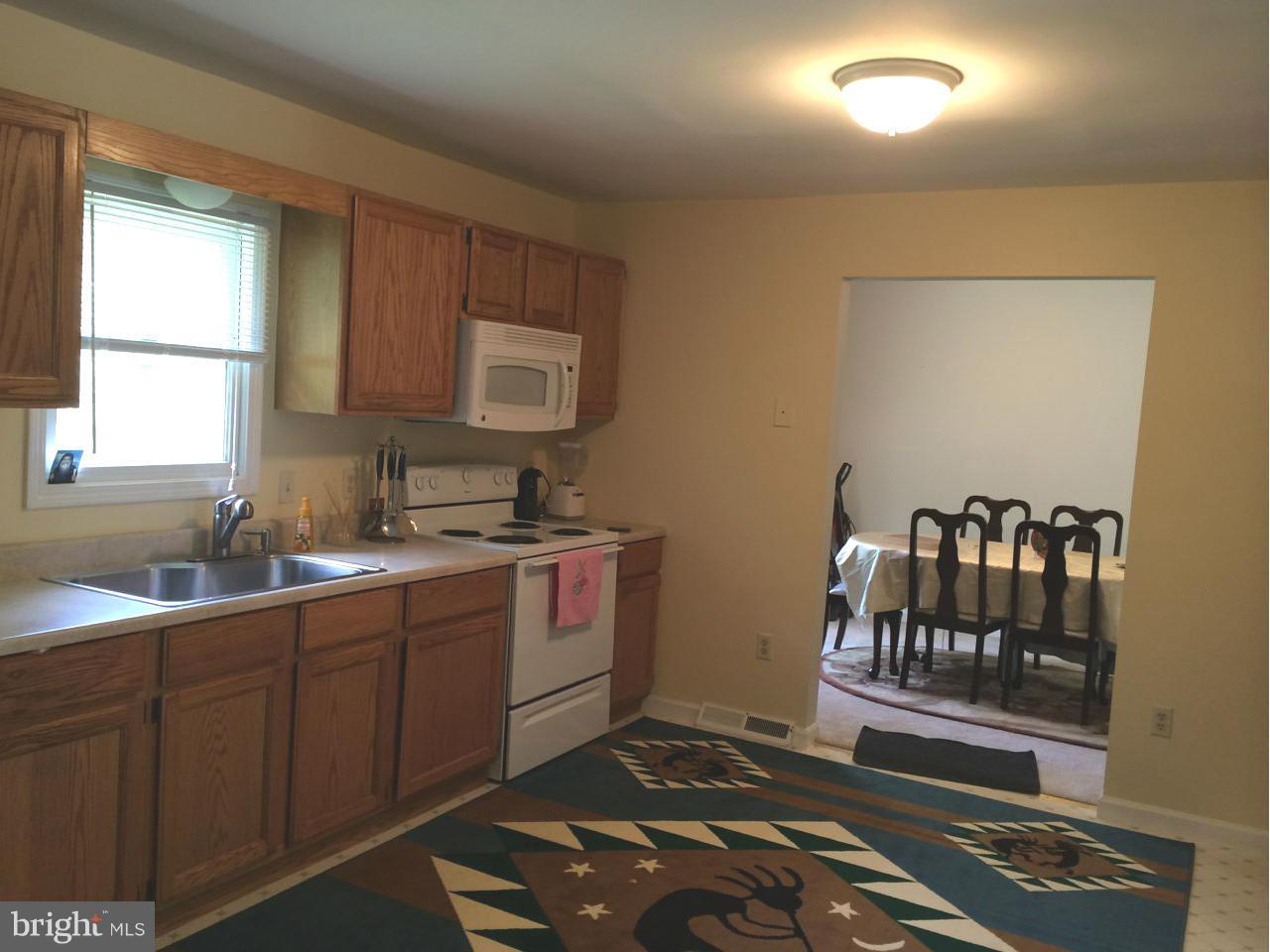 23969 New Mountain Road Aldie, VA 20105 - Photo 6 of 13 Kitchen