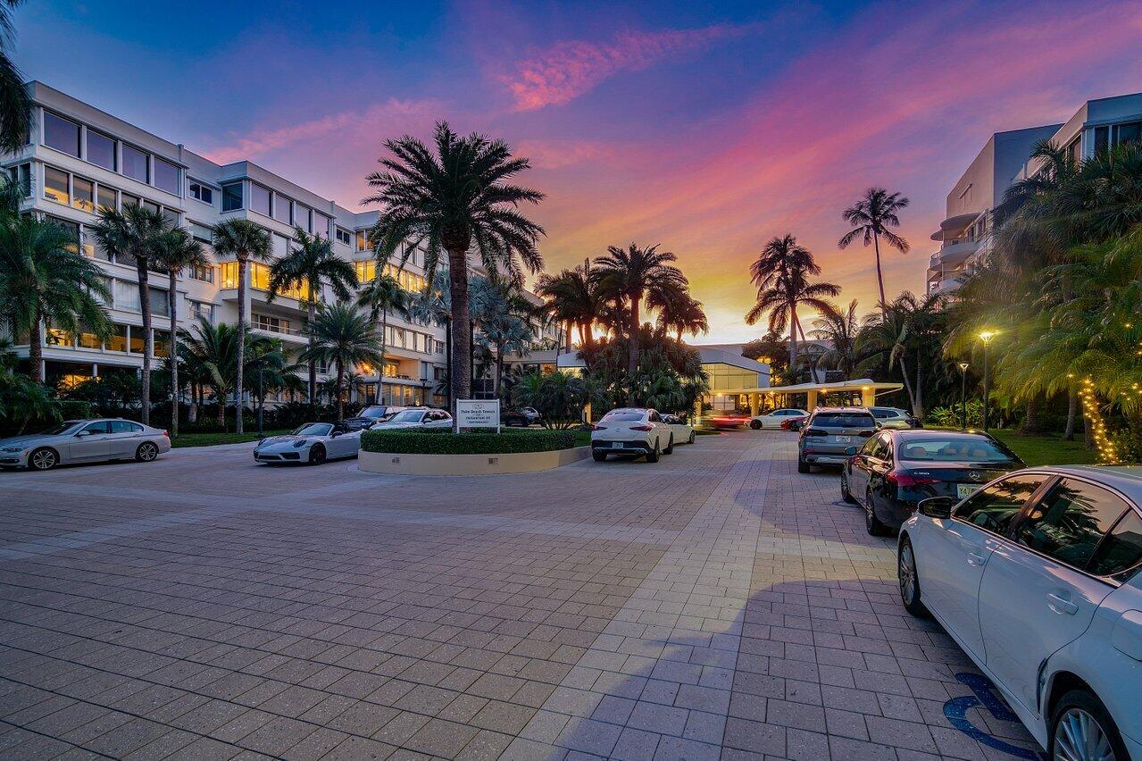 44 Cocoanut Row, Unit 120B Palm Beach, FL 33480 - Photo 38 of 51 a view of a street with cars