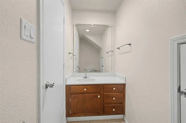 $1,350 | 1101 Brighton Drive, Unit C, Arlington, TX 76012
