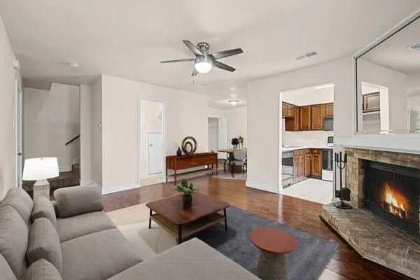 $1,350 | 1101 Brighton Drive, Unit C, Arlington, TX 76012