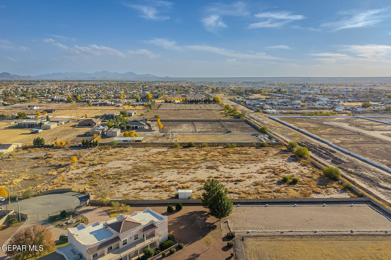 818 Smokey Ridge Court El Paso, TX 79932 - Photo 3 of 11 818 Smokey Ridge _ 003