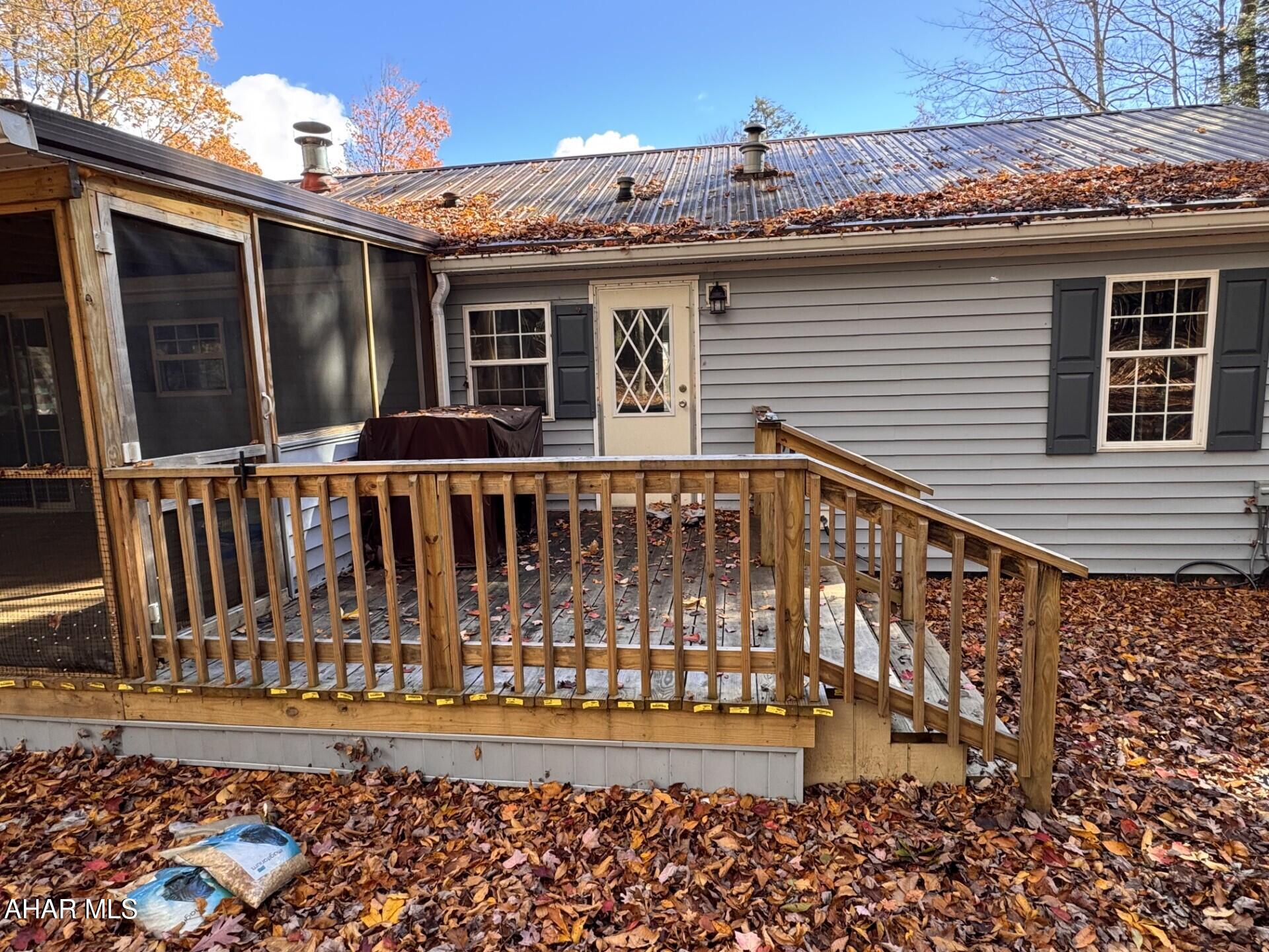 226 Morningside Flinton, PA 16640 - Photo 4 of 34