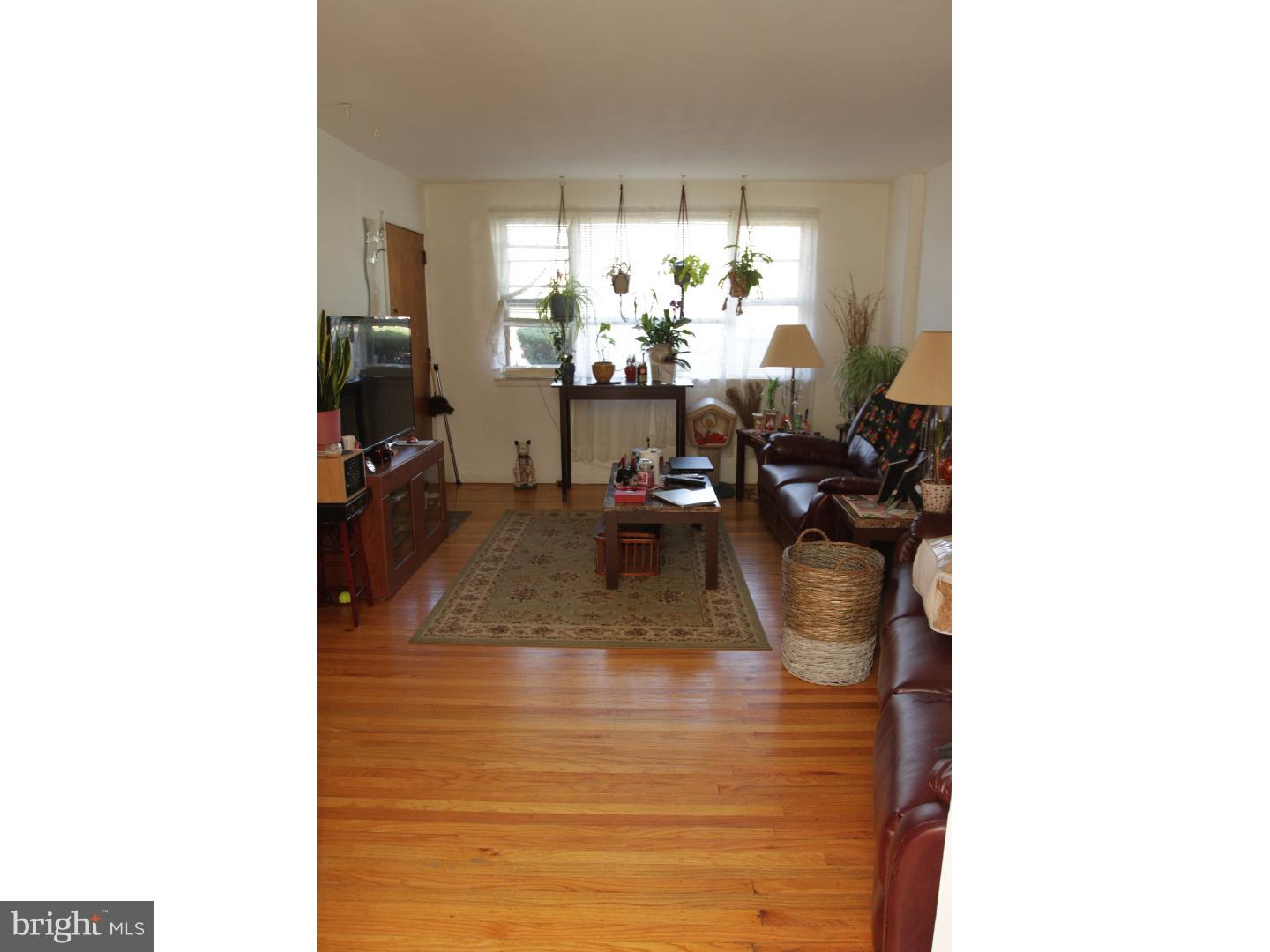 4044 West Ford Road Philadelphia, PA 19131 - Photo 11 of 25