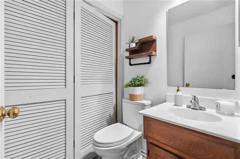 $475,000 | 5116 Horton Street, Mission, KS 66202