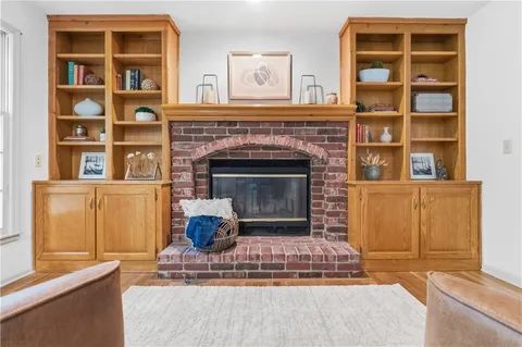 $475,000 | 5116 Horton Street, Mission, KS 66202