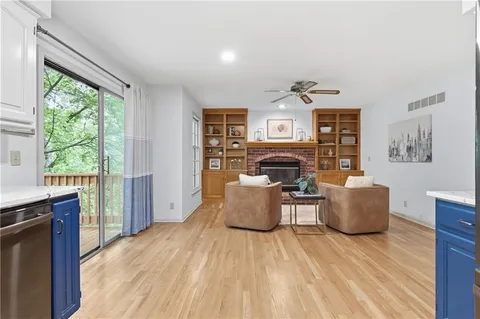 $475,000 | 5116 Horton Street, Mission, KS 66202