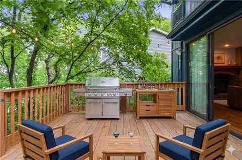 $475,000 | 5116 Horton Street, Mission, KS 66202