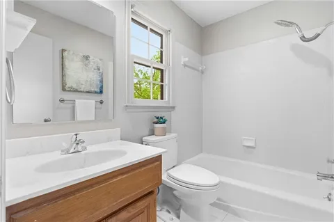 $475,000 | 5116 Horton Street, Mission, KS 66202
