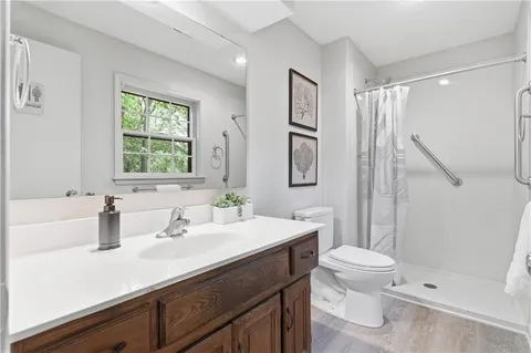 $475,000 | 5116 Horton Street, Mission, KS 66202