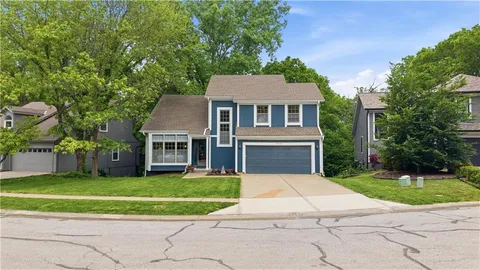 $475,000 | 5116 Horton Street, Mission, KS 66202