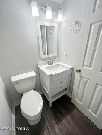 $1,450 | 126 Oakmont Drive, Unit 12, Greenville, NC 27858