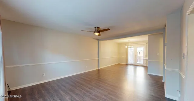 $1,495 | 126 Oakmont Drive, Unit 12, Greenville, NC 27858