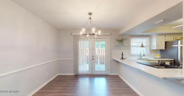 $1,450 | 126 Oakmont Drive, Unit 12, Greenville, NC 27858