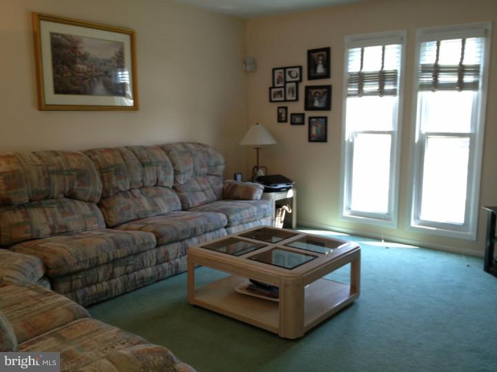 16 Pennington Road East Windsor, NJ 08520 - Photo 4 of 23 Living Room