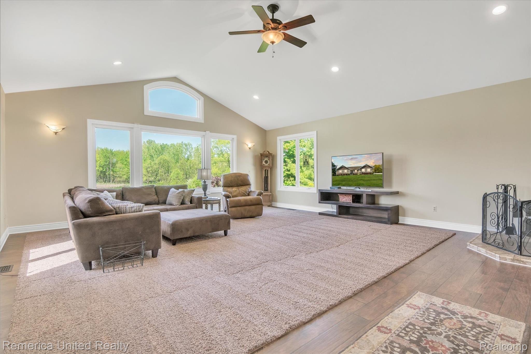 3158 West Marr Road Howell, MI 48855 - Photo 15 of 74 16-3158-W-Marr-Rd-WindowStill-Real-Estate-Photography-16 - Copy.jpg