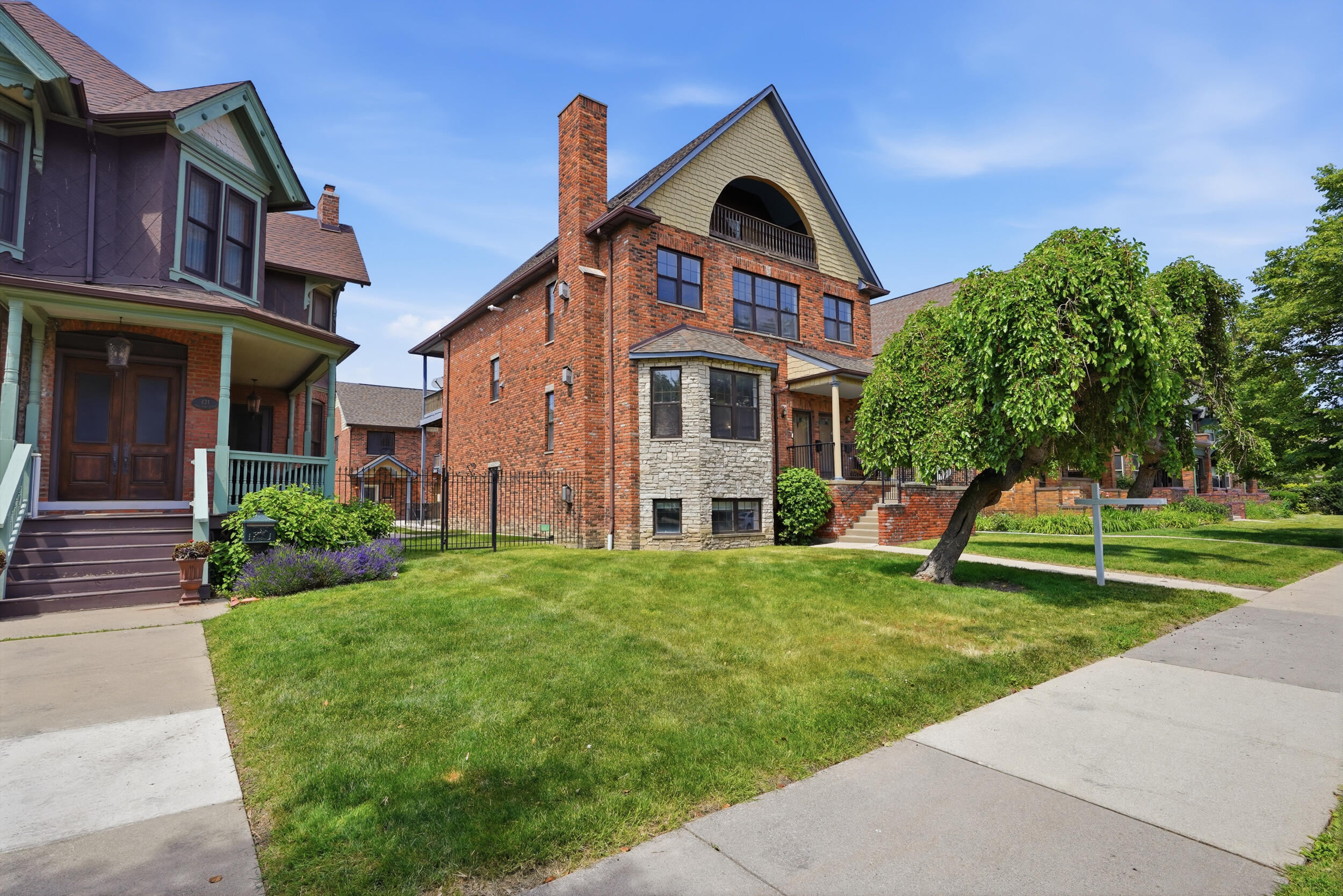 429 East Ferry Street, Unit 8 Detroit, MI 48202 - Photo 3 of 53 429 e ferry st-3