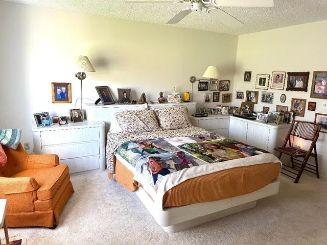 $300,000 | 8305 Casa Del Lago, Unit E, Boca Raton, FL 33433