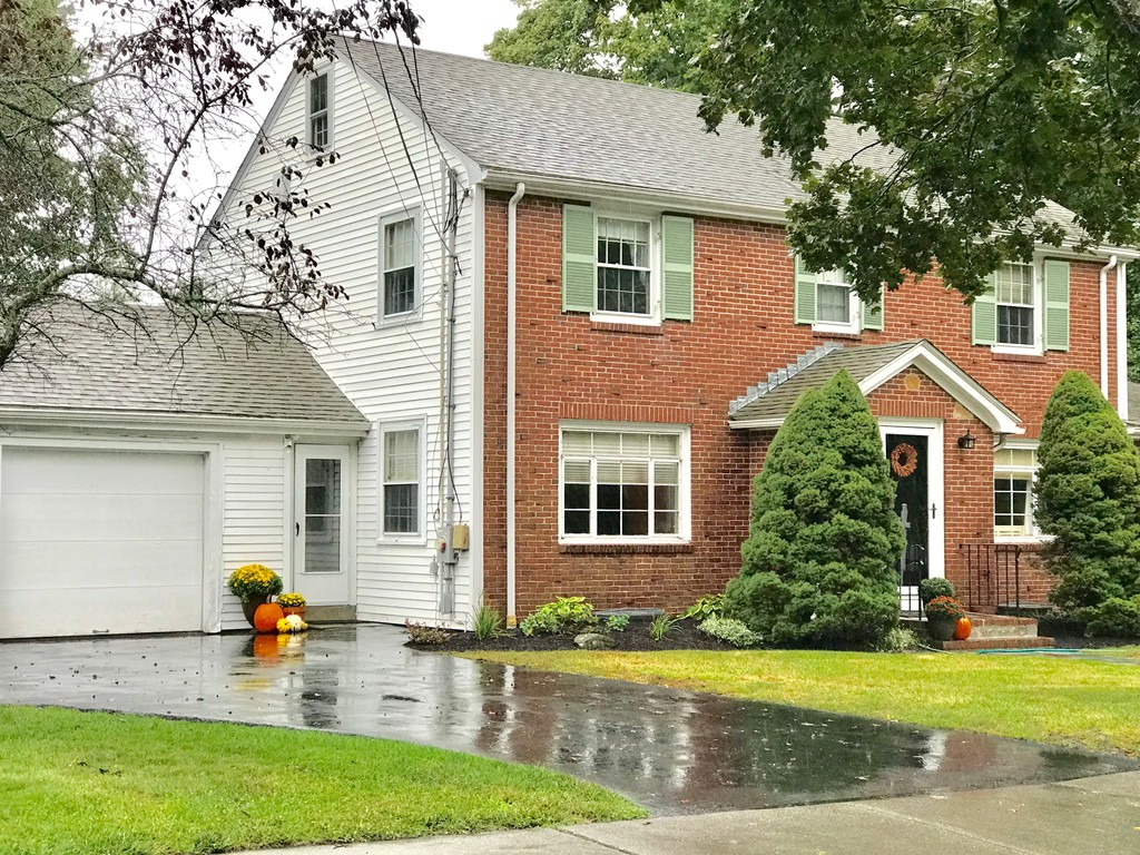 15 Stanley Road Newton, MA 02468 - Photo 1 of 29
