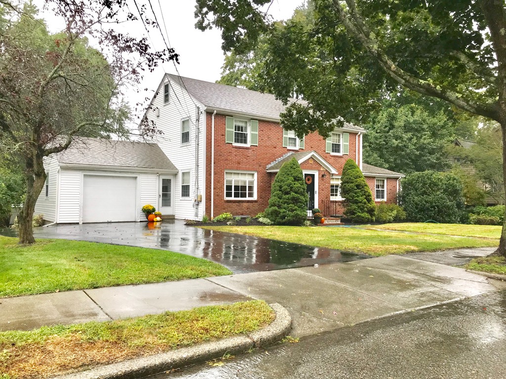 15 Stanley Road Newton, MA 02468 - Photo 2 of 29
