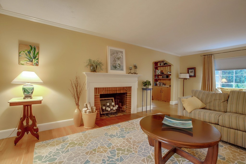 15 Stanley Road Newton, MA 02468 - Photo 10 of 29