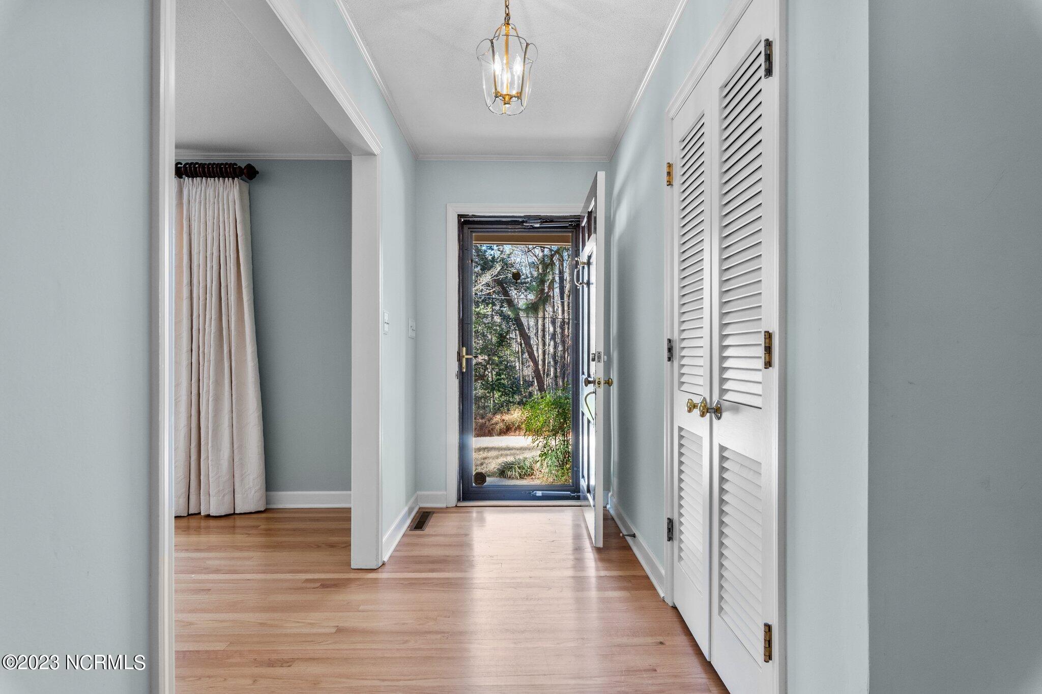 1015 Inverness Road Southern Pines, NC 28387 - Photo 6 of 53 Foyer