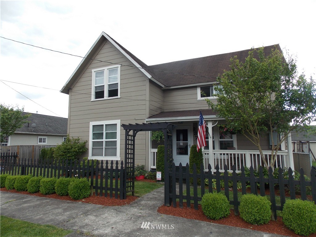 237 Southwest Cascade Avenue Chehalis, WA 98532 - Photo 1 of 20 Gallery Image 1