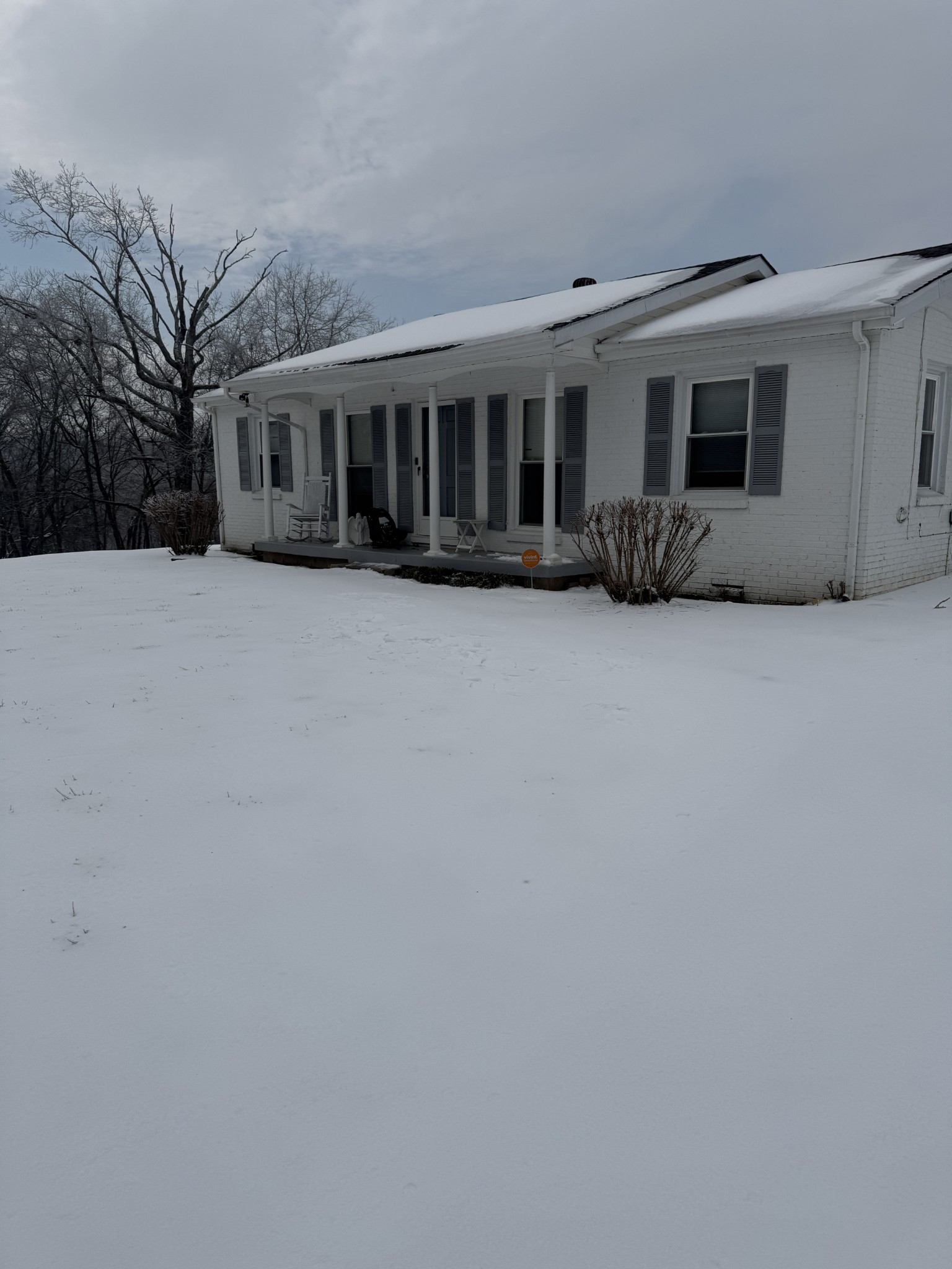 2124 Grants Chapel Road Adams, TN 37010 - Photo 3 of 7 Gallery Image 3