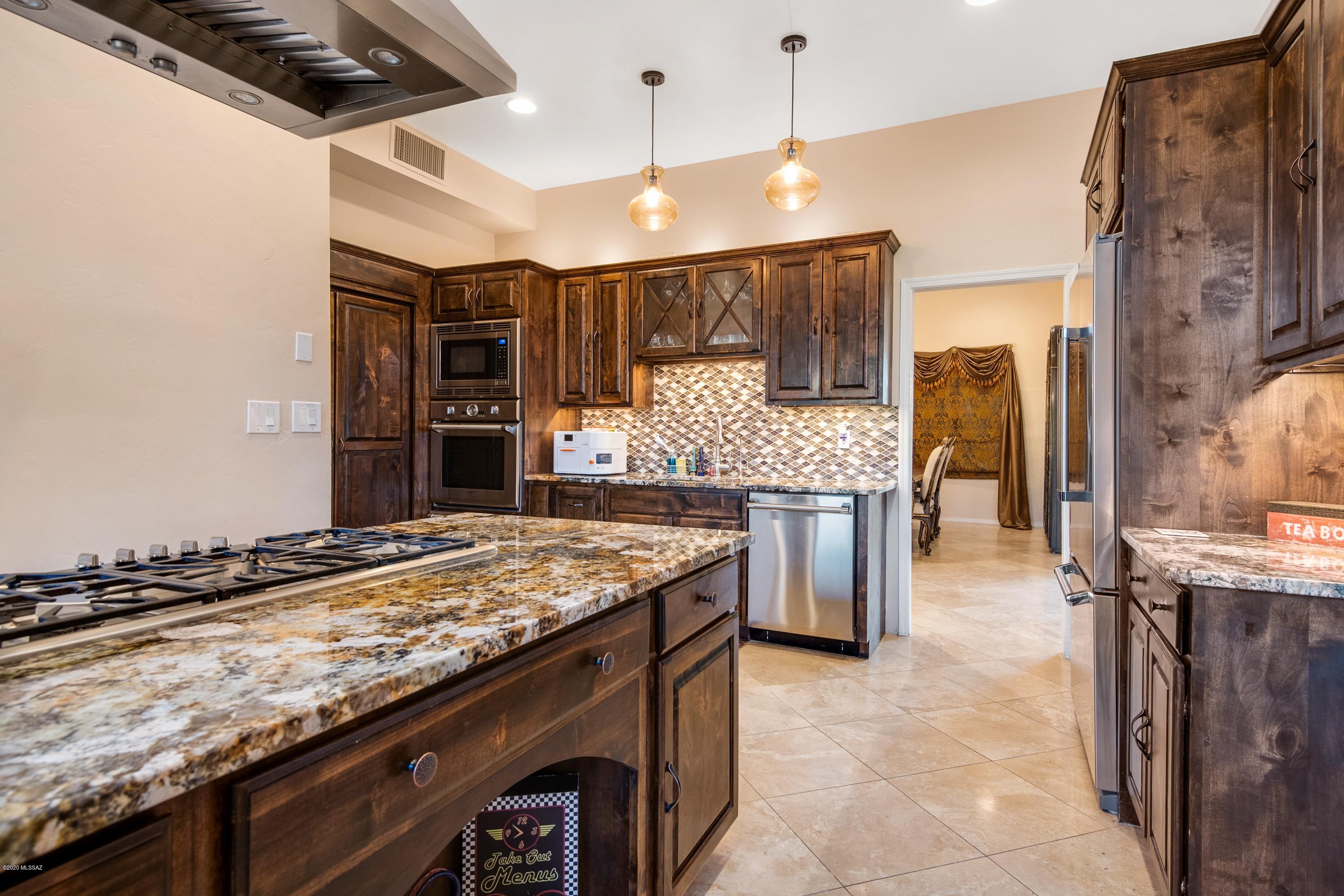 5663 North Pontatoc Road Tucson, AZ 85718 - Photo 13 of 49 Gallery Image 13