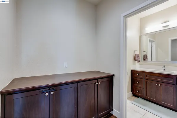 $949,888 | 716 Tranquility Circle, Unit 1, Livermore, CA 94551