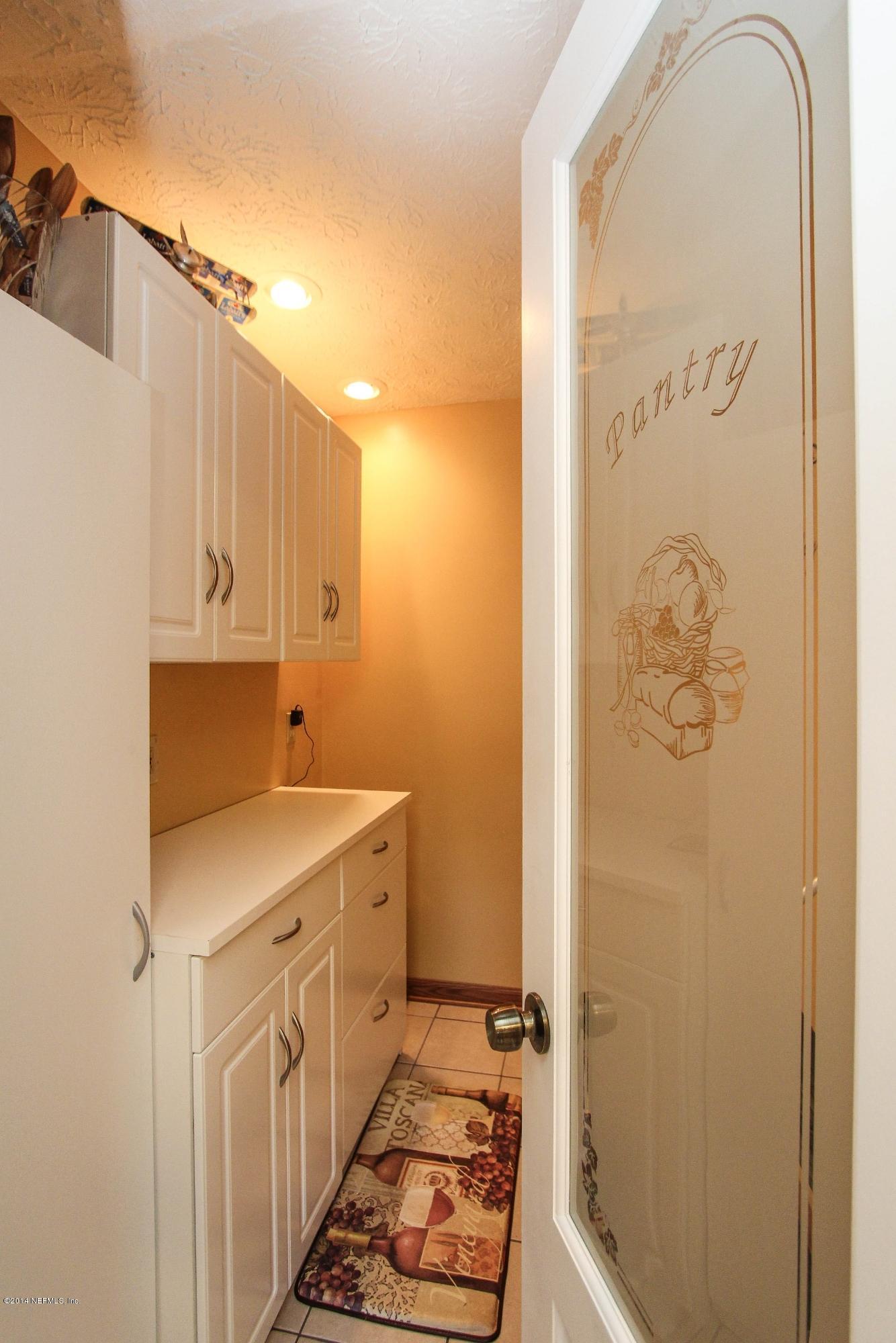 384 Foxridge Road Orange Park, FL 32065 - Photo 18 of 28 Pantry
