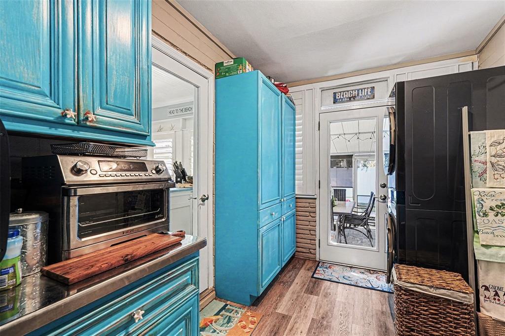 302 Riverside Drive Daytona Beach, FL 32117 - Photo 11 of 23